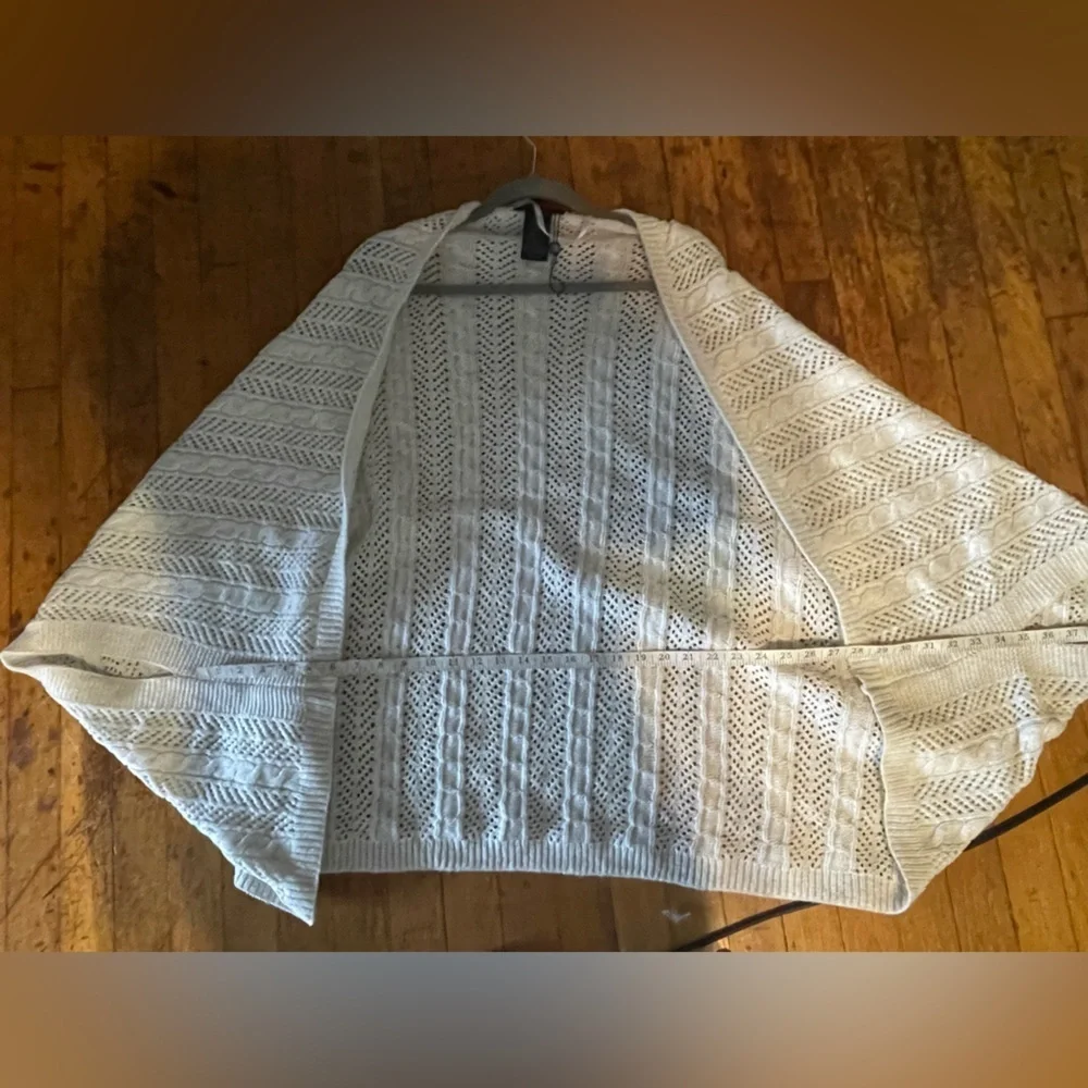 NWOT Laundry by Shelli Segal open cable knit cardigan poncho style one size wool